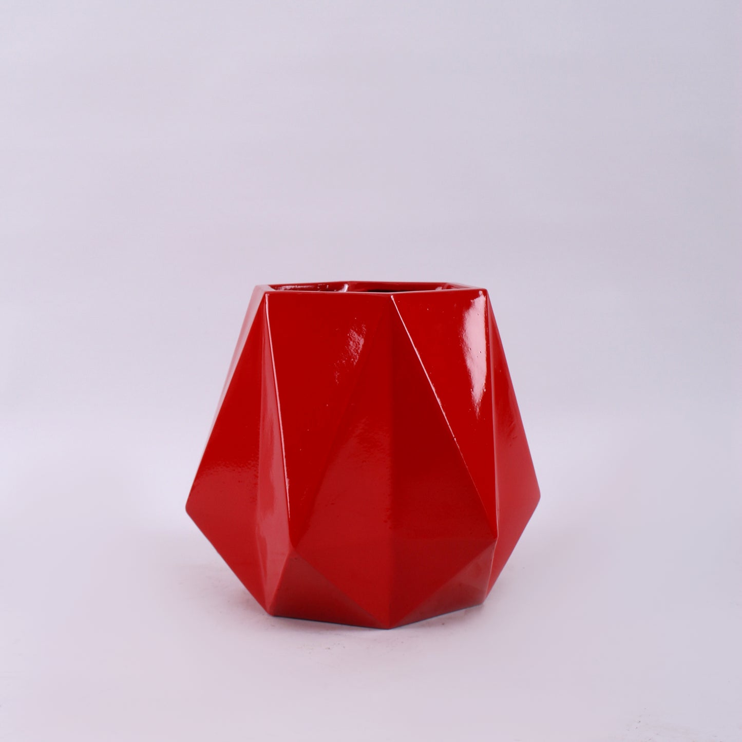 Hexagon Planter ā Modern Fiberglass Pot with Geometric Design