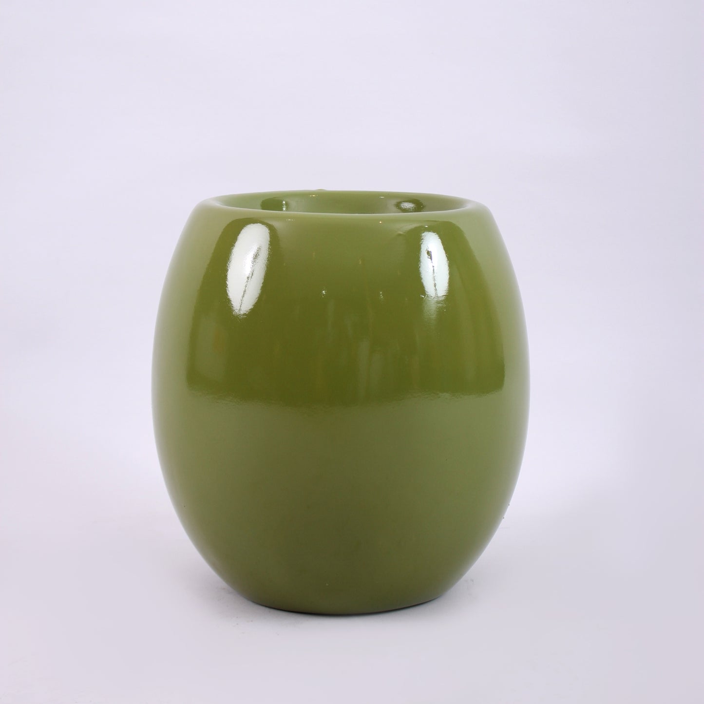 Coconut Pot Big ā Decorative Fiberglass Planter for Indoor & Outdoor Spaces