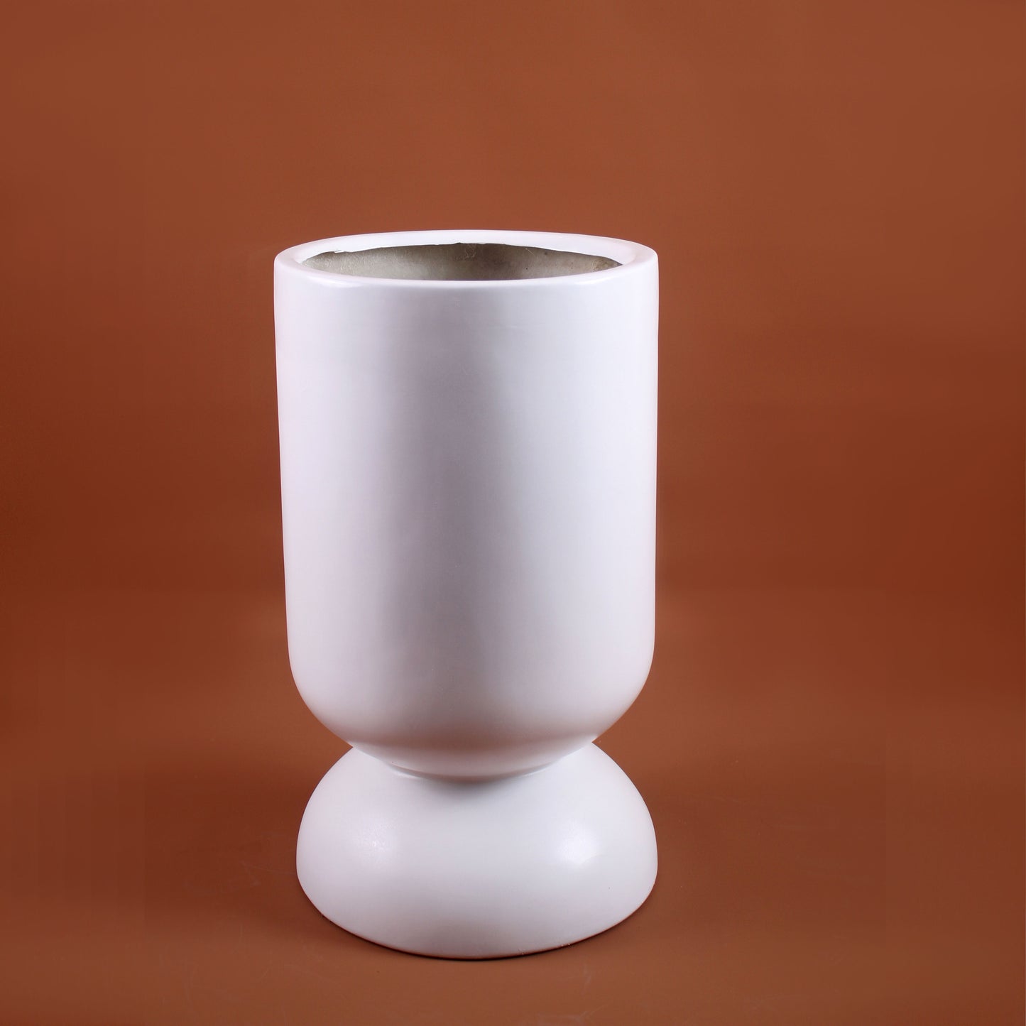 Hourglass Pot (Medium) – Modern Fiberglass Planter for Homes & Terraces